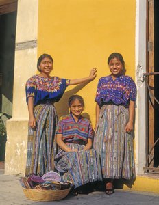 Trois dames guatémaltèques - Unbekannt Unbekannt